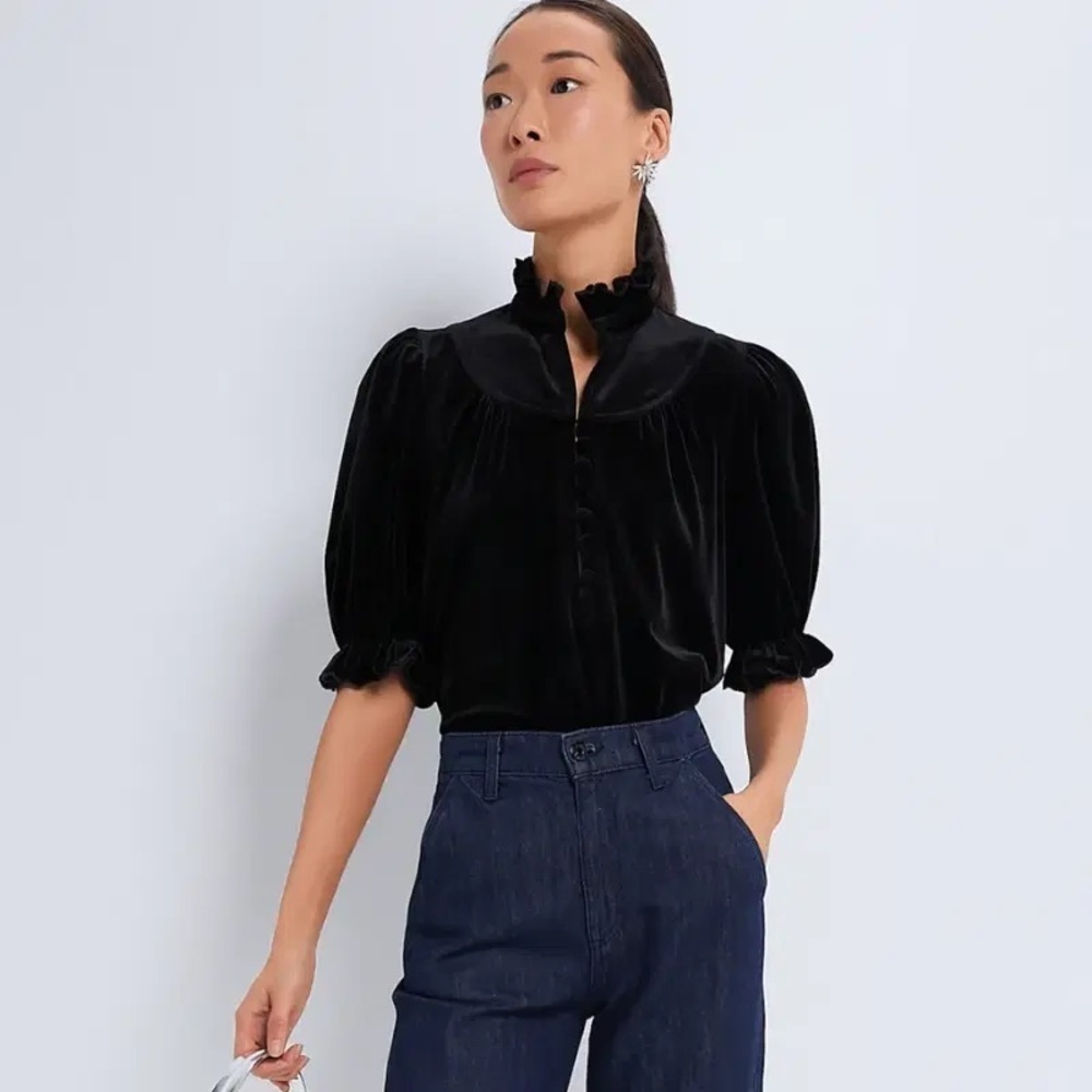 Tuckernuck Pomander Place XXXL Black Velvet Selena Blouse